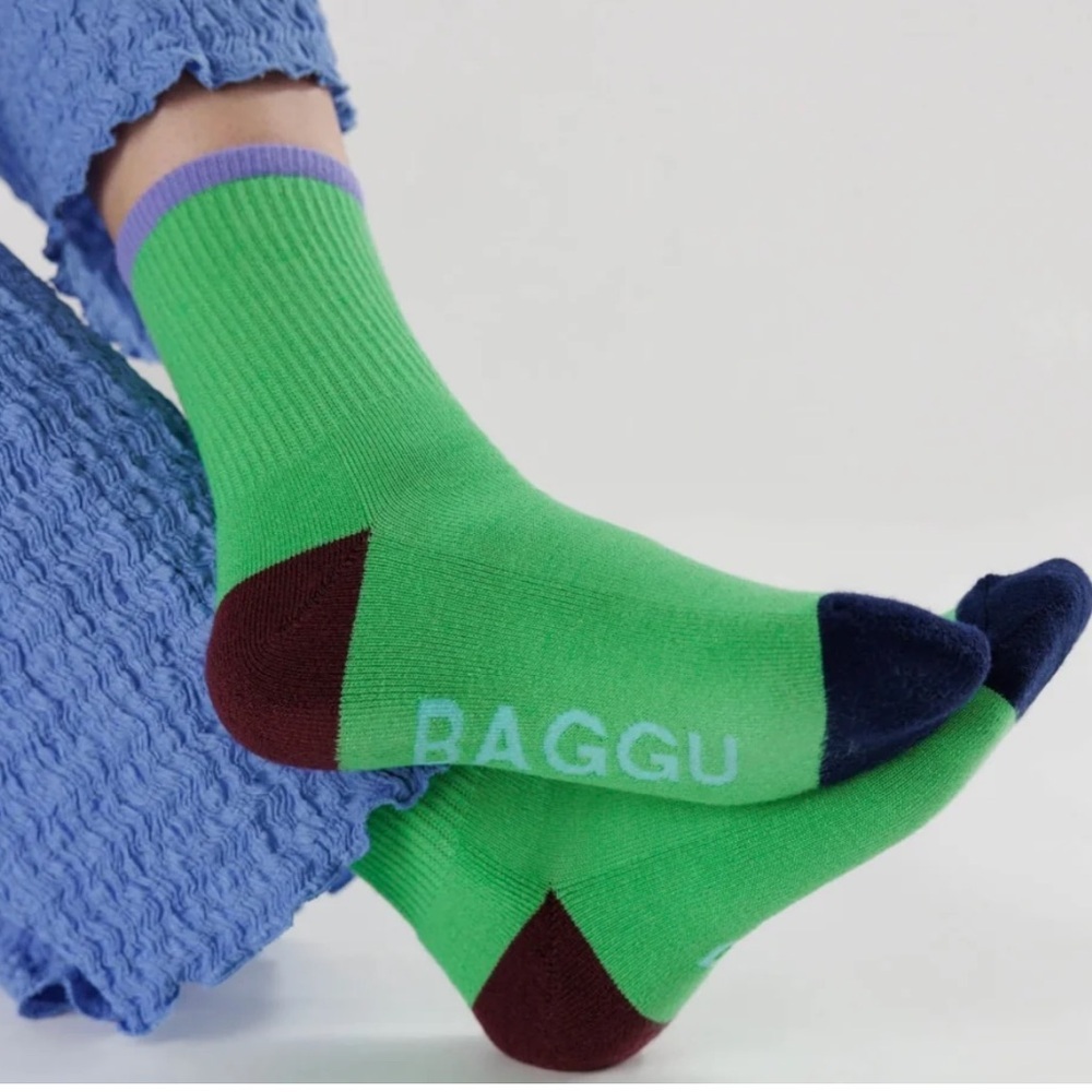 NWT BAGGU Ribbed Mix Socks